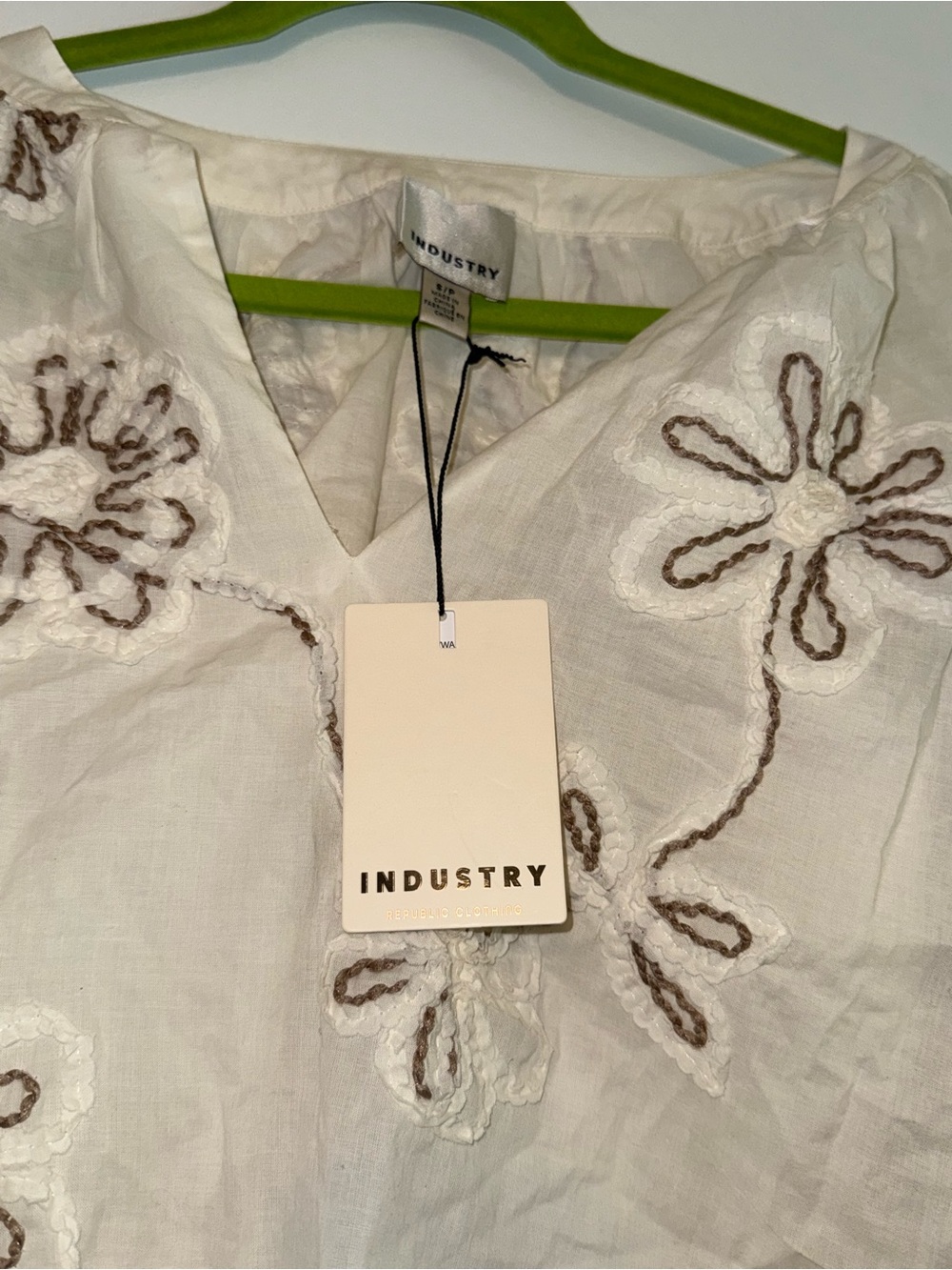 Embroidered Cream Tie-Neck Peasant Blouse - Women - Picture 4 of 7